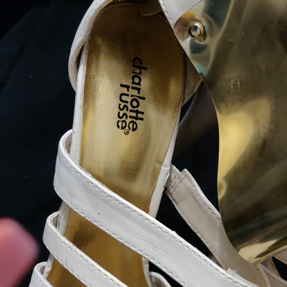Shoes - Picture 5 of 5
